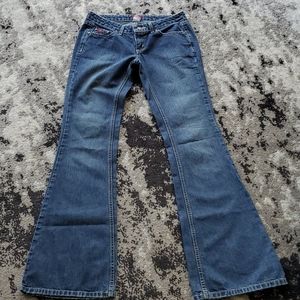 Tilt Boot-Flare Jeans